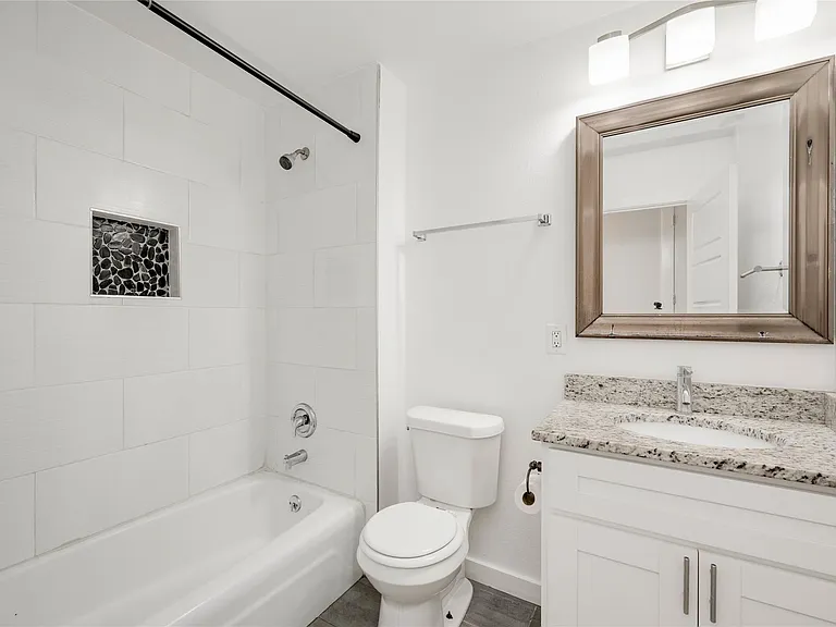 5402 Chevy Cir — Photo 15