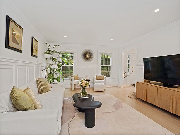 4th image of 253 New Norwalk Road #5