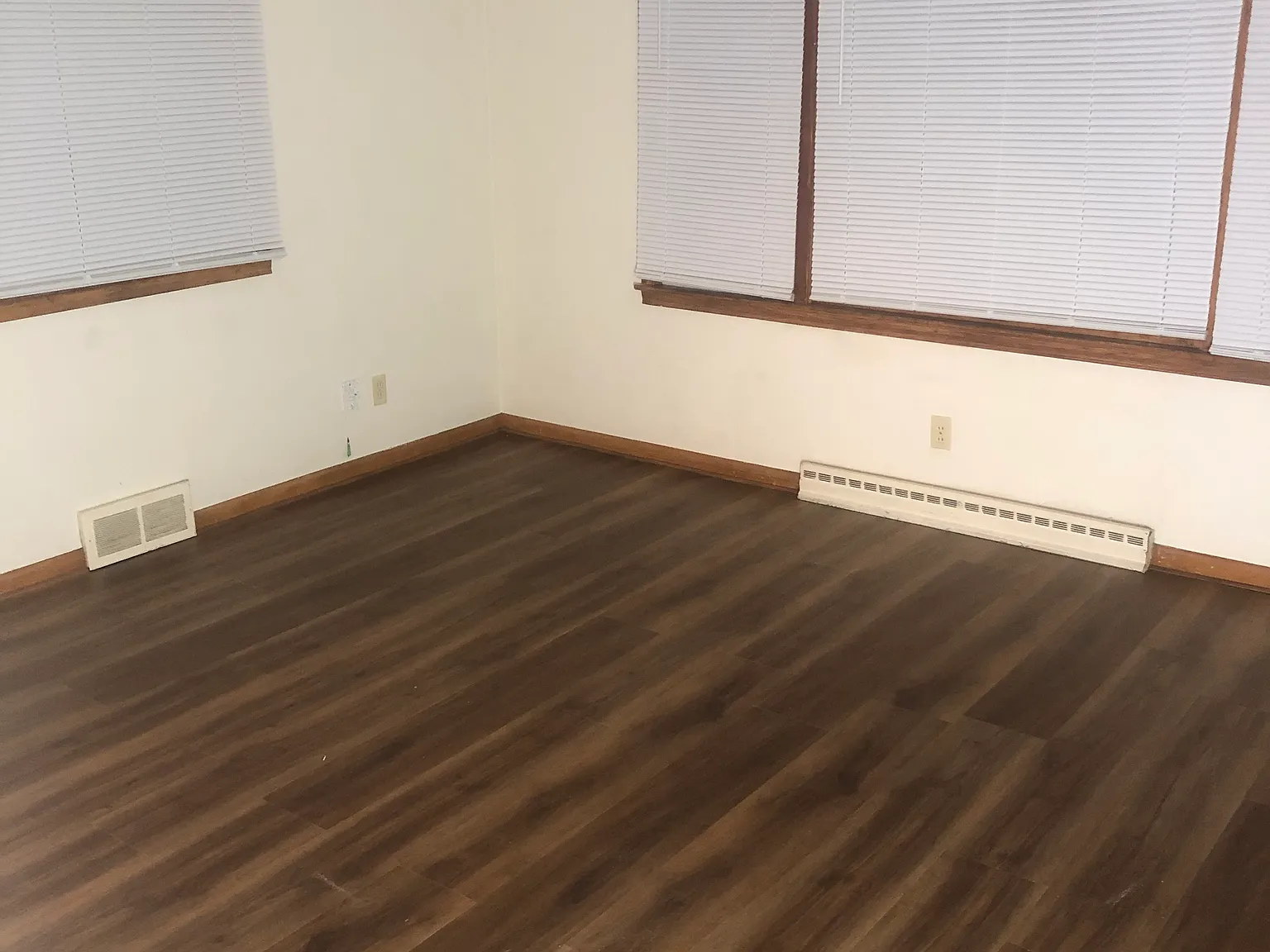 2 bed, 1000 sqft, $1,150 — Photo 3