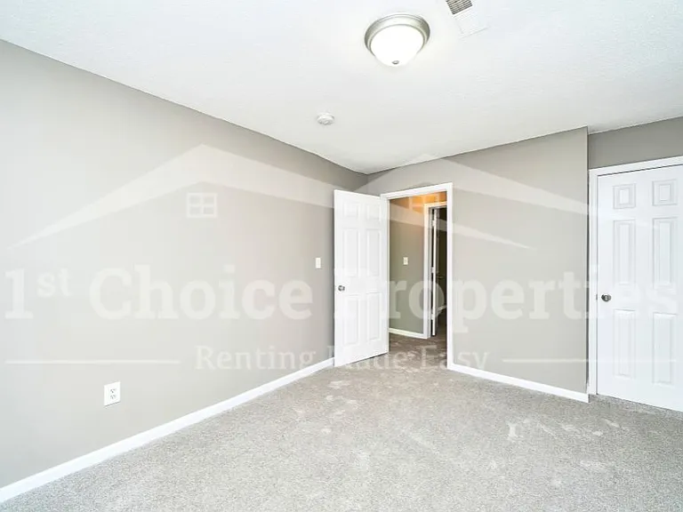 25 Kendall Ave — Photo 10
