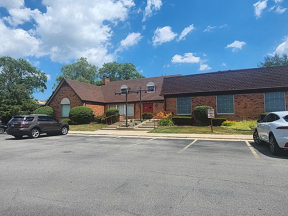 3rd image of 4025 Appleby Ln