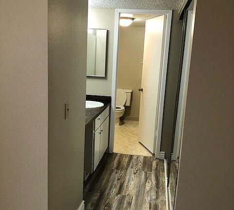 2nd image of 1080 E Quail Park Dr APT D