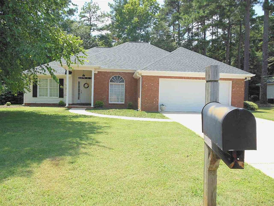 1st image of 134 Bradford Crossing Dr