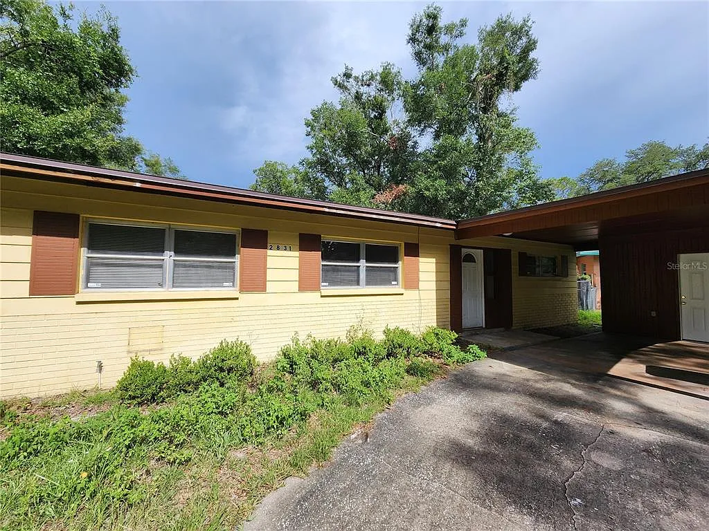 3 bed, 2.5 bath, 1576 sqft, $1,600 — Photo 3