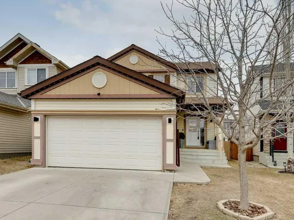 138 SE Sagewood Lndg SW, Airdrie, AB T4B 3N4