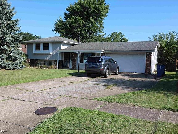 2nd image of 2200 W 37th St