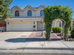 1034 Acaciawood Ct, Los Banos, CA 93635