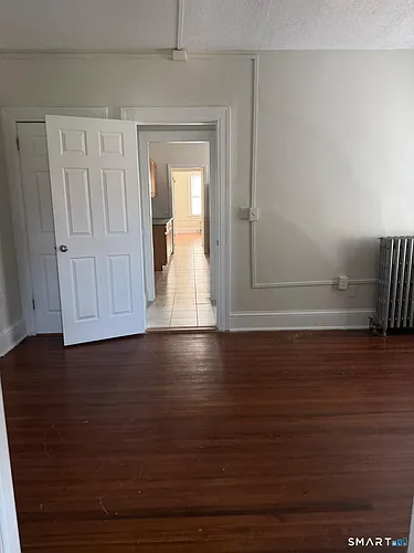 1932 Broad St #3 Photo 1