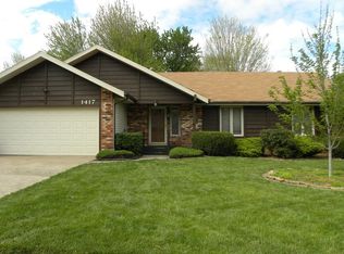 1417 W Riverside St, Springfield, MO 65807