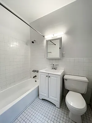 Rented by Highline Residential | media 11