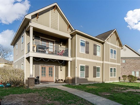 3rd image of 518 Wesley Pl