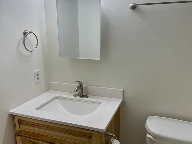 1349 E 3090 N — Photo 16