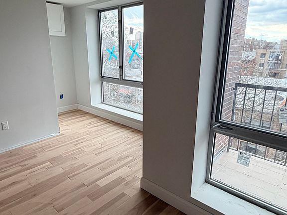 5th image of 7542 Grand Central Pkwy N #6A