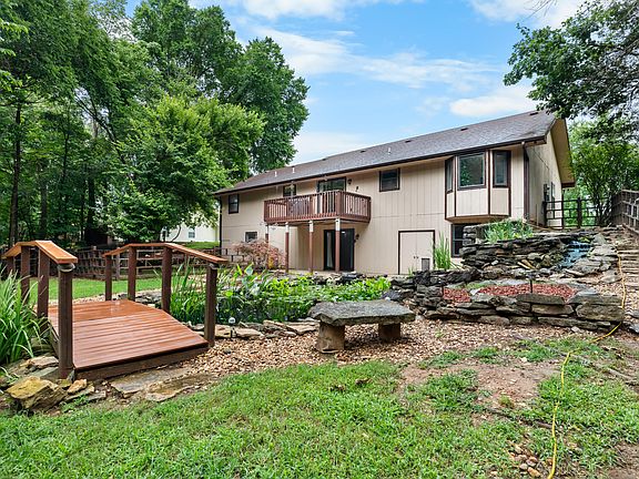 3rd image of 294 Arrowhead Circle