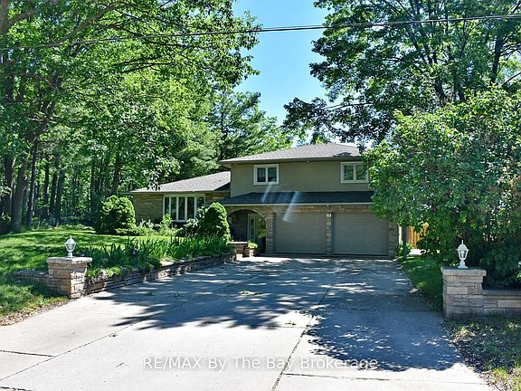 5th image of 69 Frederick Dr