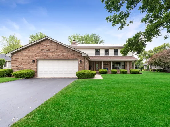 848 Braintree Ln, Bartlett, IL 60103