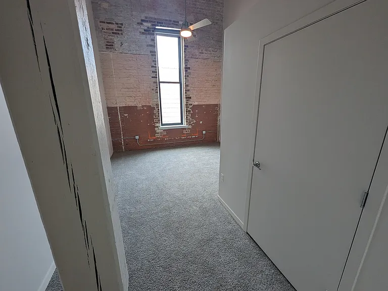 832 Commercial St #101 — Photo 4