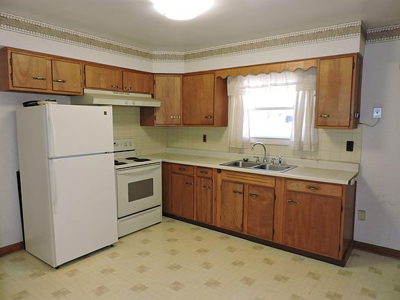 5th image of 4605 Creekview Dr