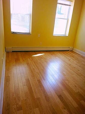 2nd image of 2050 29th St APT 3B