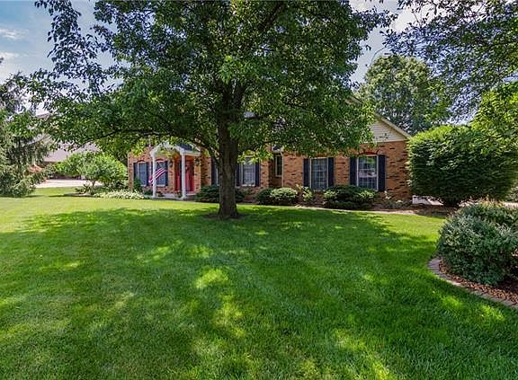 3rd image of 138 Ginger Dale Dr