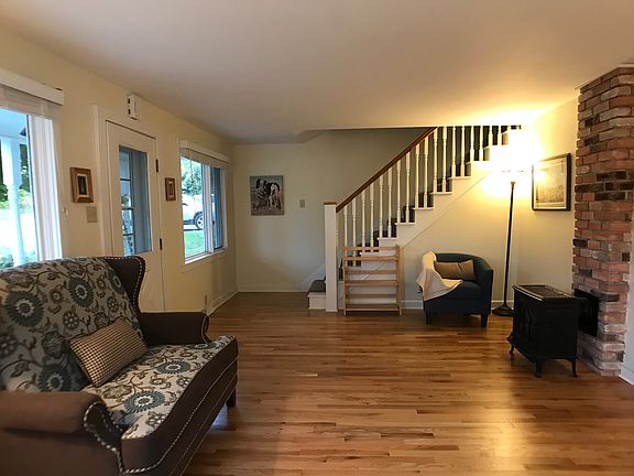 Main floor and stairs