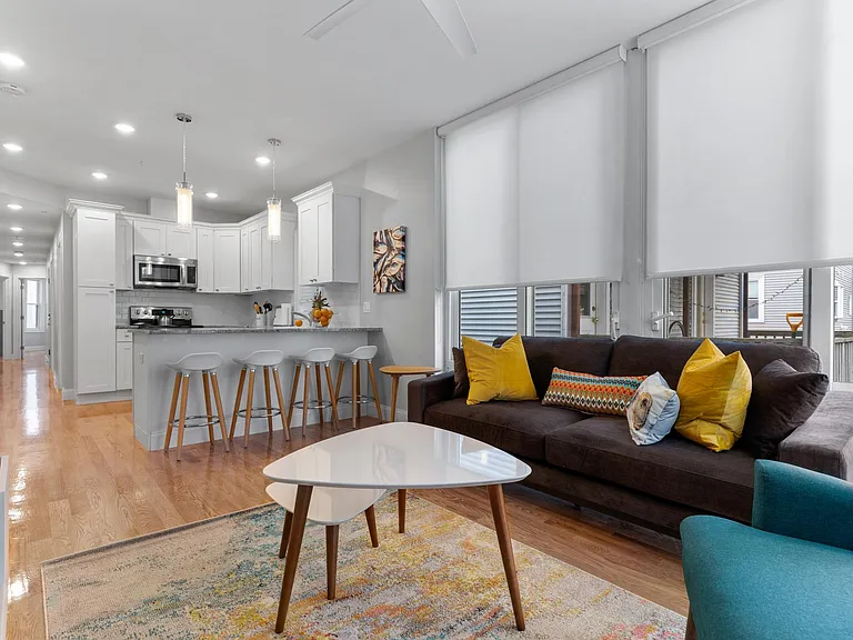86 Marine Rd #2 — Photo 11