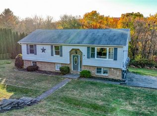 19 Luelann Dr, Marlboro, NY 12542