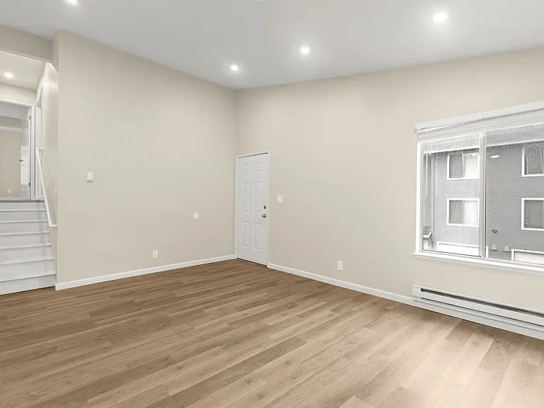 Redwood Creek Villas — Photo 22