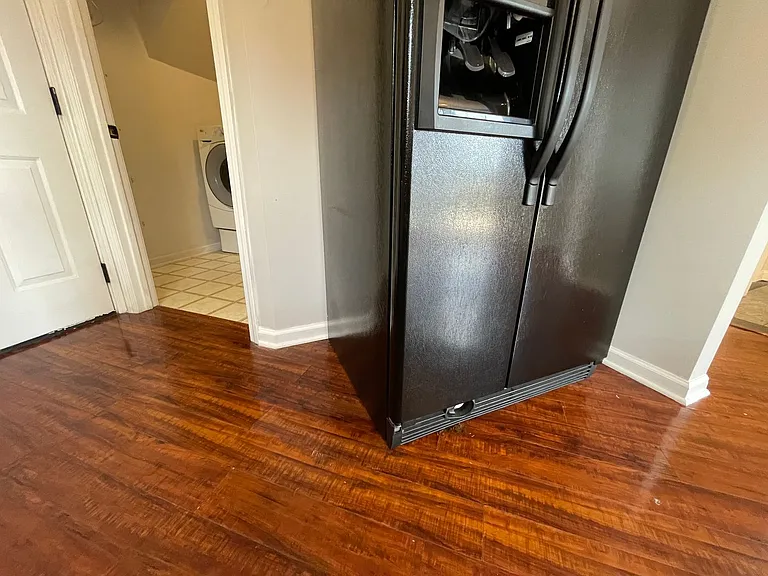 6015 Mercury Dr — Photo 19
