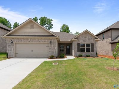 160 Striker Ln, Harvest, AL, 35749