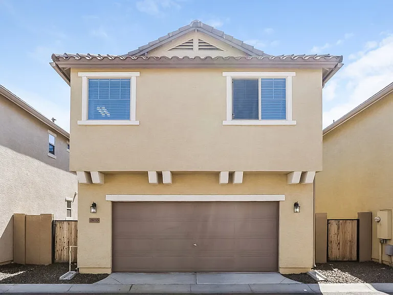 2670 N 73rd Dr — Photo 17