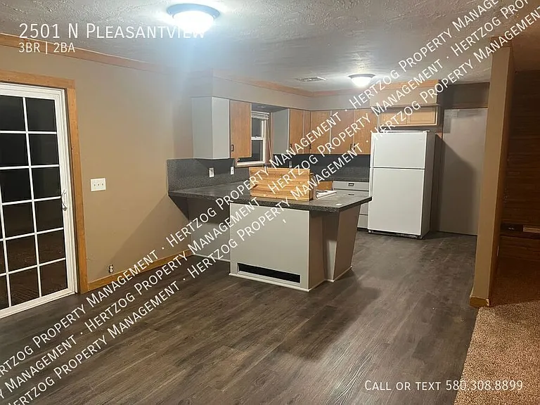 2501 N Pleasant View Rd — Photo 3