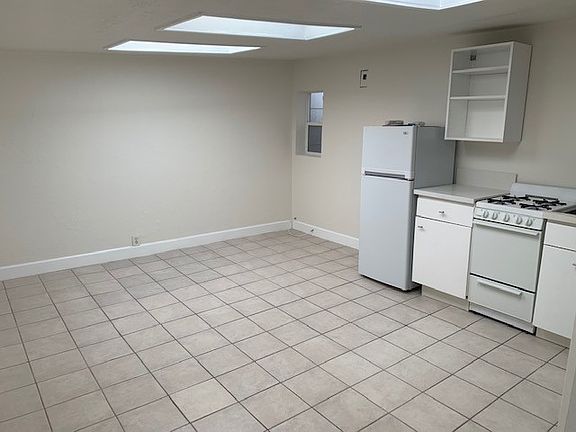 3rd image of 1494 Pescadero Dr #1494