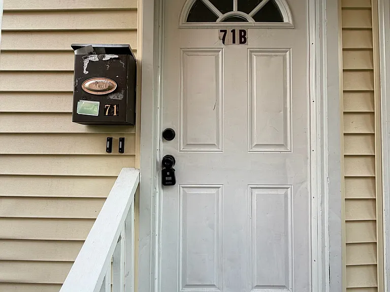 71 Williams St #B — Photo 1
