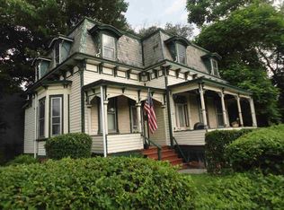 27 Liberty St, Beacon, NY 12508