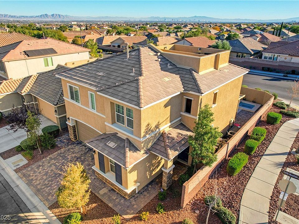 1st image of 10427 Turtle Mountain Ave