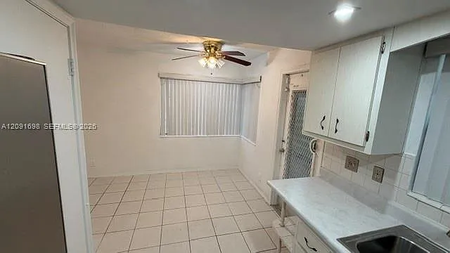 Royal Terrace Condominium — Photo 4