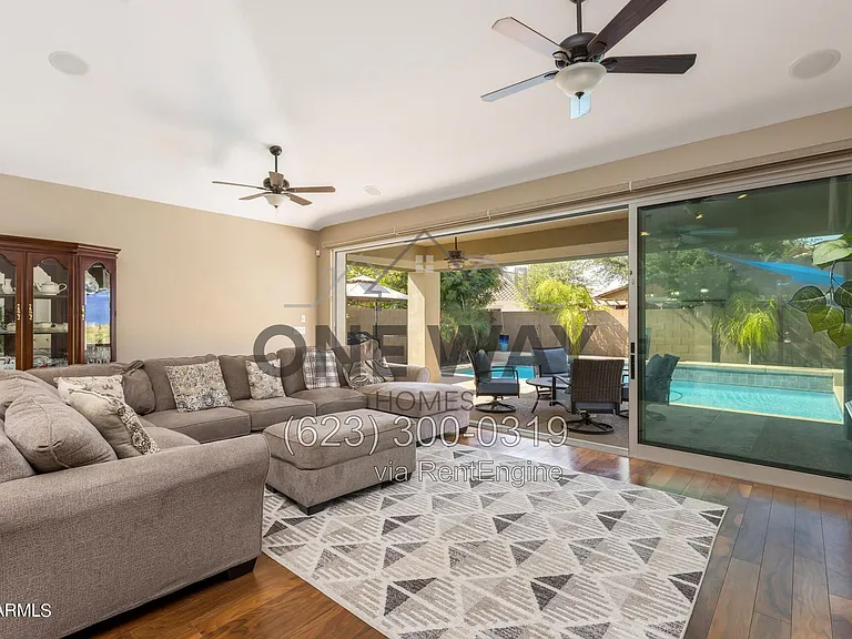 10706 E Lincoln Ave — Photo 3