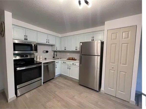 8824 E Florida Ave APT 204, Denver, CO 80247