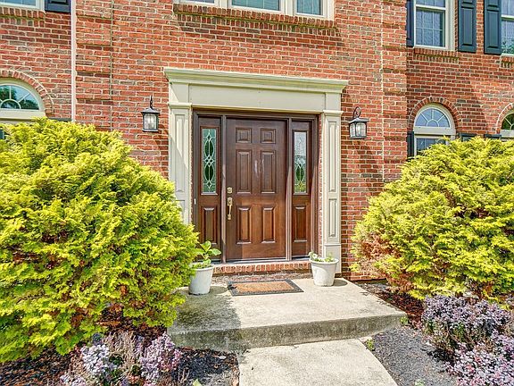 3rd image of 5020 Seabrook Dr