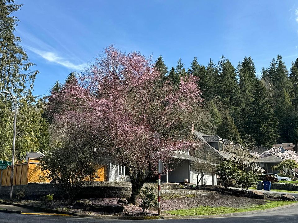 1st image of 14204 SE 52nd Pl
