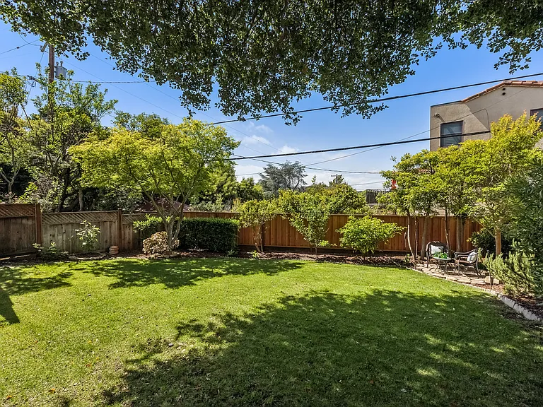 610 Hillcrest Blvd — Photo 62