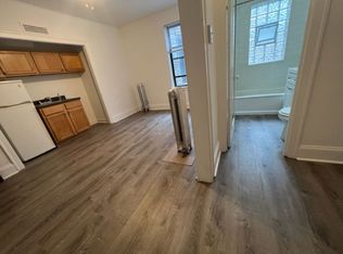 2400 W Wilson Ave APT 108, Chicago, IL 60625