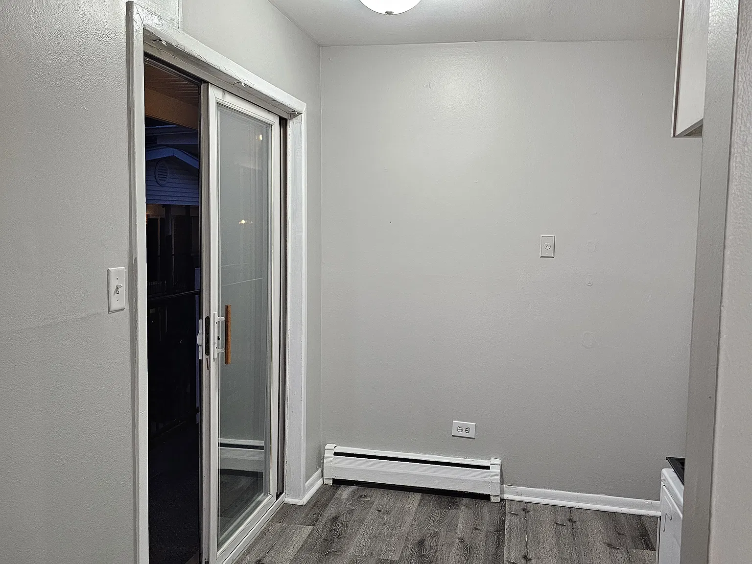 319 N Princeton Ave — Photo 4