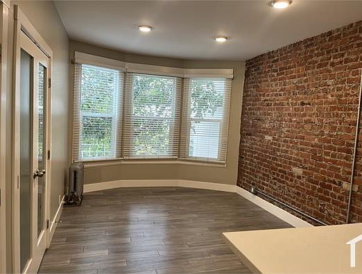 4th image of 525 Hyde St APT 11