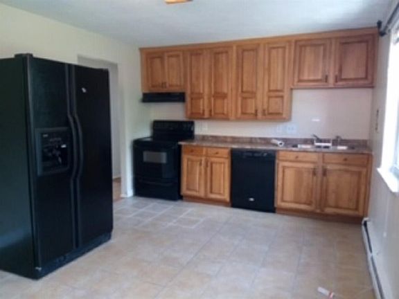 3rd image of 7395 Boleyn Dr