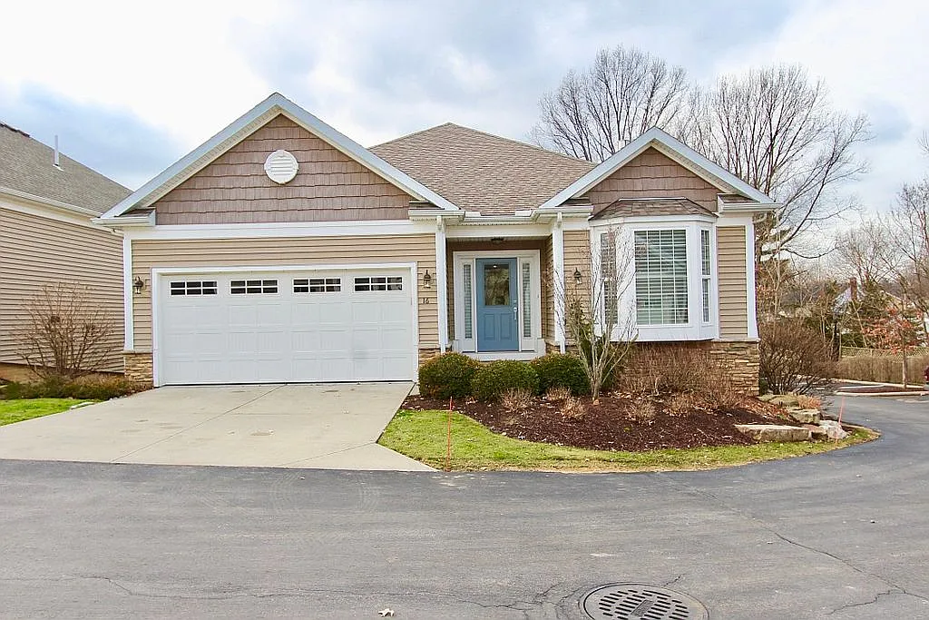 16 Bristol Ln photo 1
