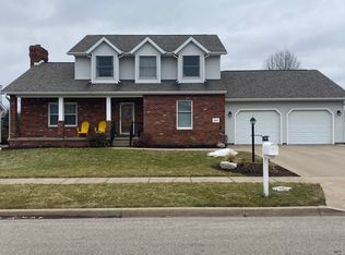 1006 Wellington Dr, Washington, IL