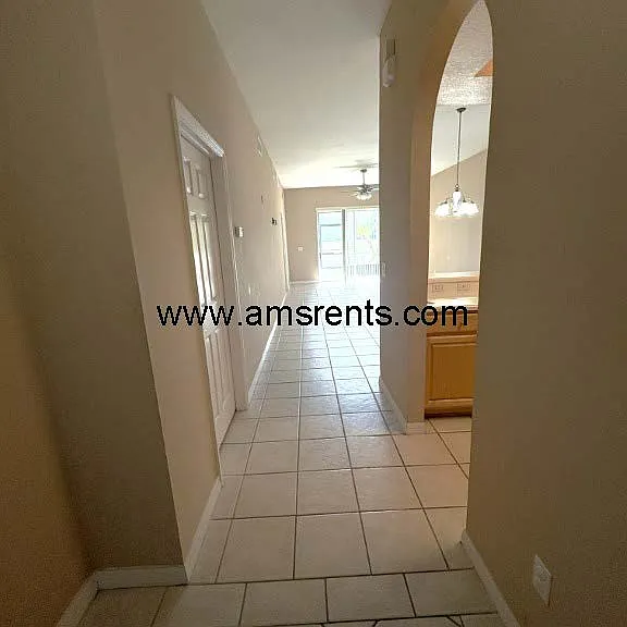 9429 Myrtle Creek Ln #402 — Photo 5