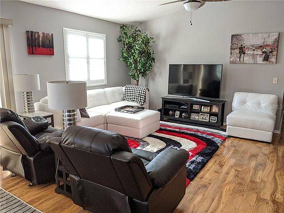3rd image of 384 Meggett Way